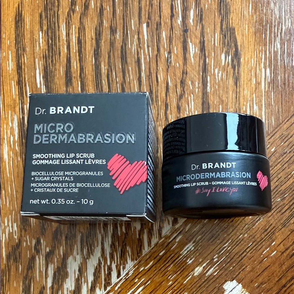 Dr Brandt microdermabrasion smoothing lip scrub